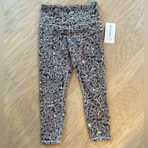 Athleta elation textured 7/8 tight leggings - petite small
